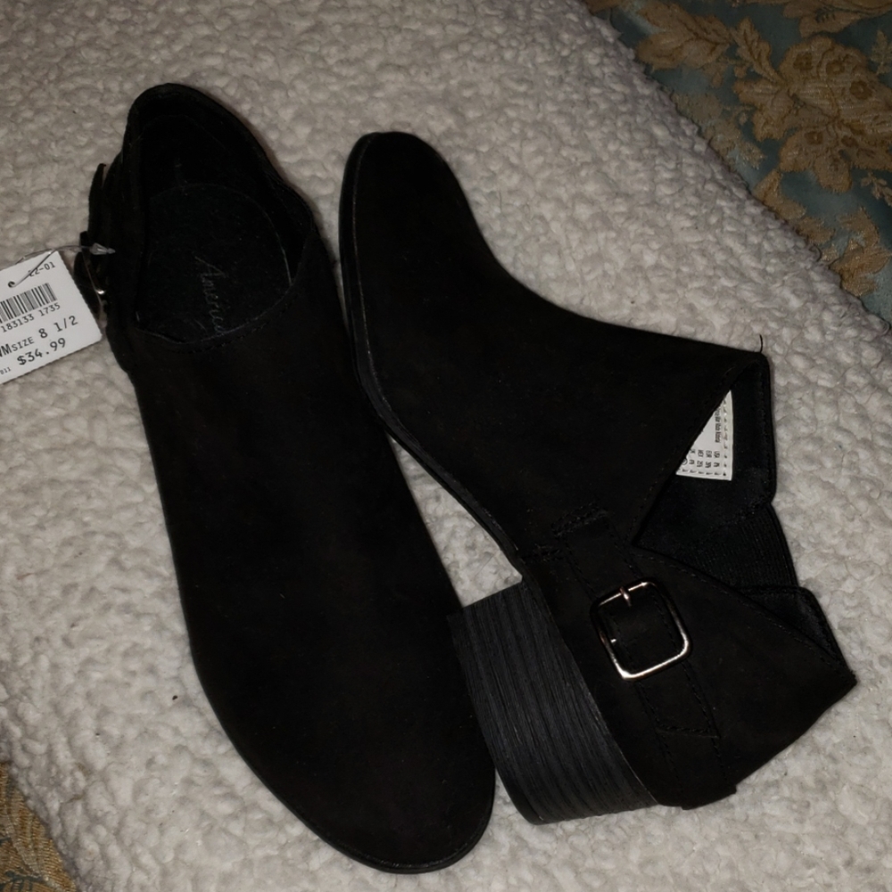 Low boots